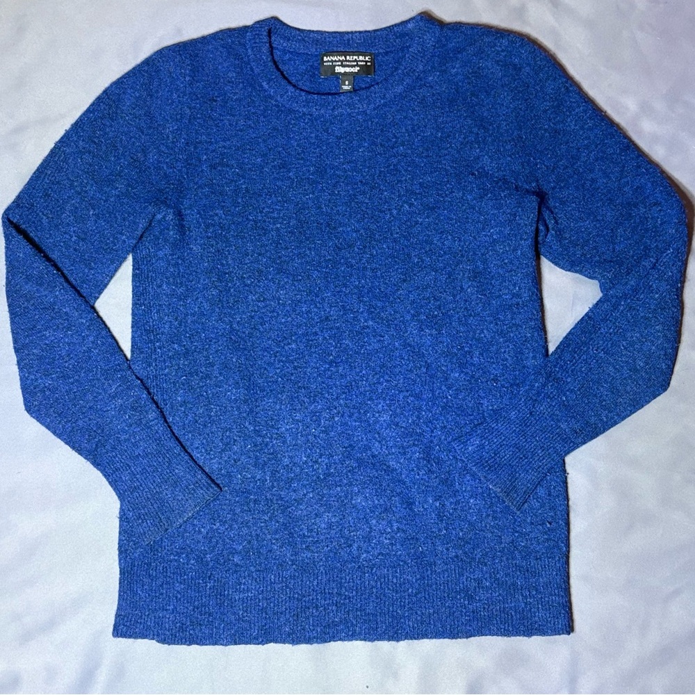 Banana Republic Women’s Wool Blend Vibrant Blue Crewneck Sweater